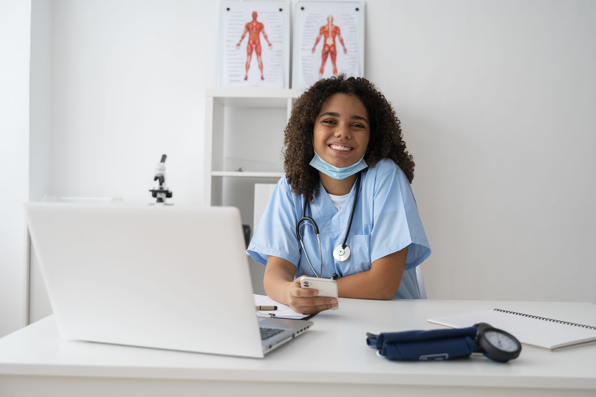 The Role of Technology in Modern Healthcare Recruitment